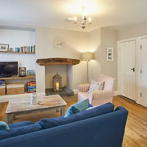 Host & - The Gull's Nest Apartment Whitby